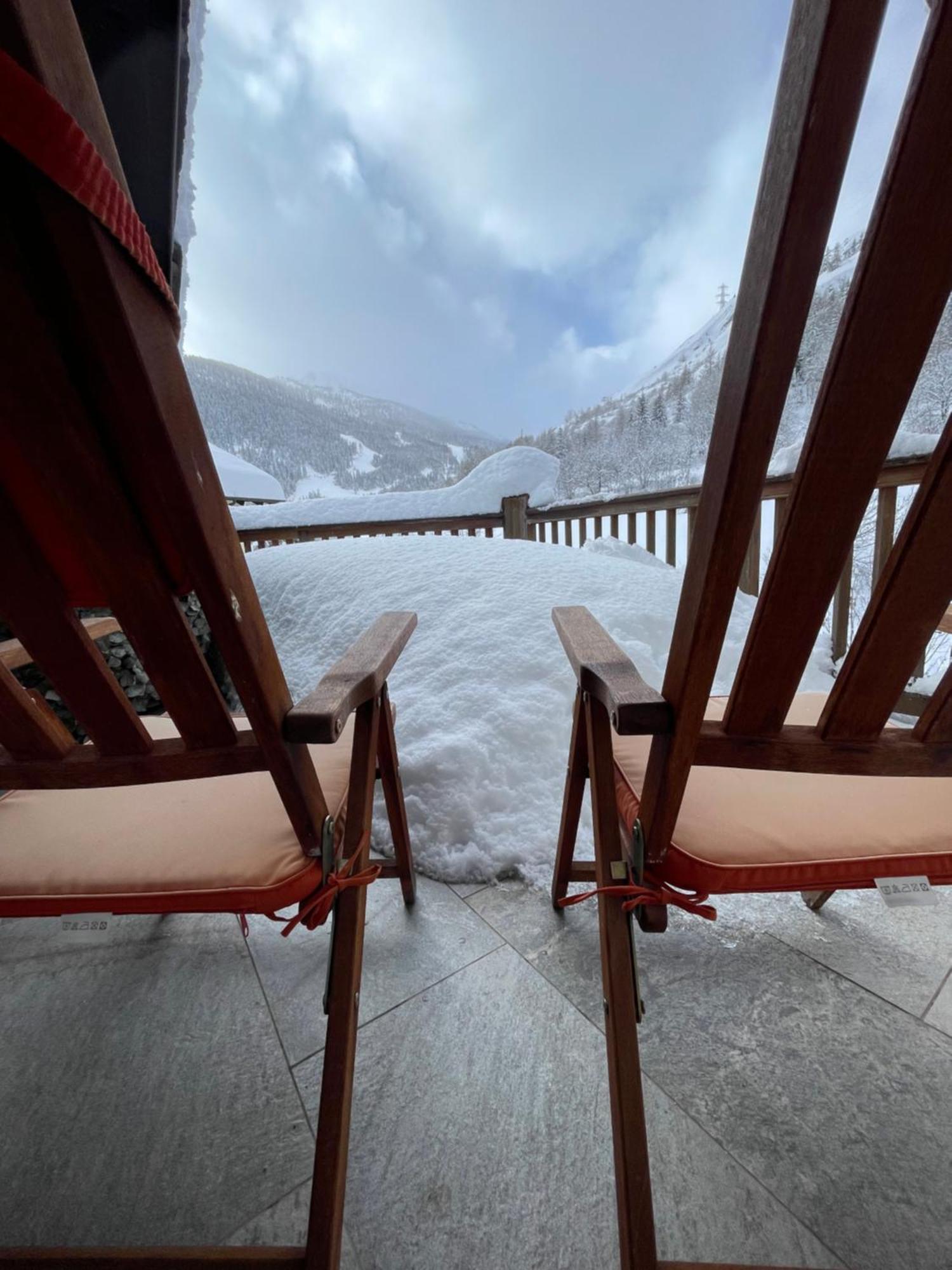 Bed and Breakfast Lthorses & Dreams La Thuile Exterior foto