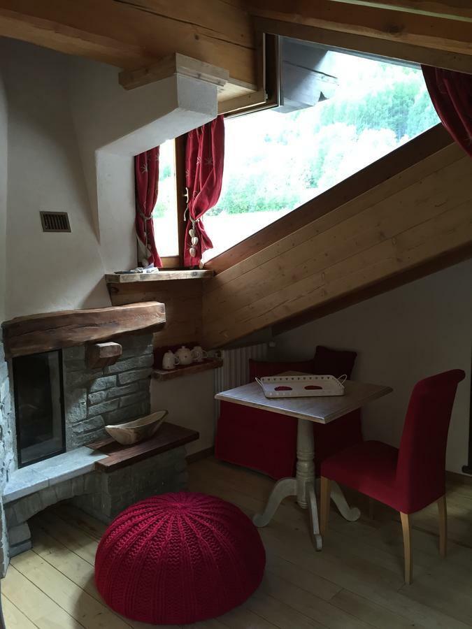 Bed and Breakfast Lthorses & Dreams La Thuile Exterior foto